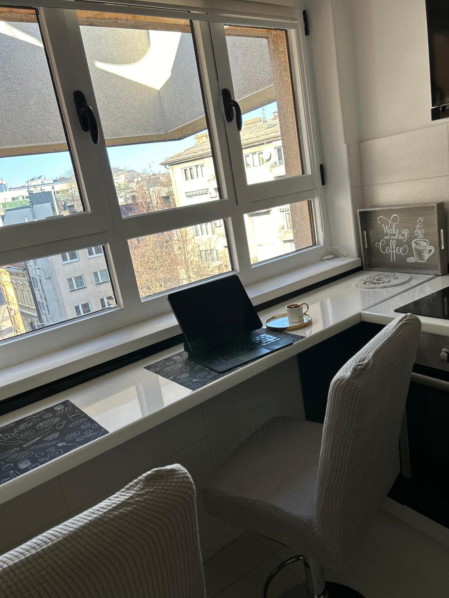 Downtown Haven Apartment